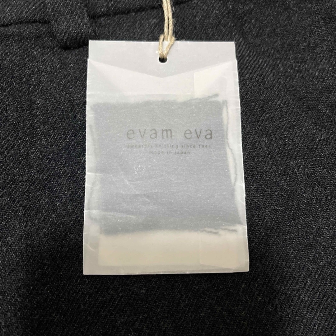 evam eva(エヴァムエヴァ)のevam evaのwool turn back pants レディースのパンツ(クロップドパンツ)の商品写真