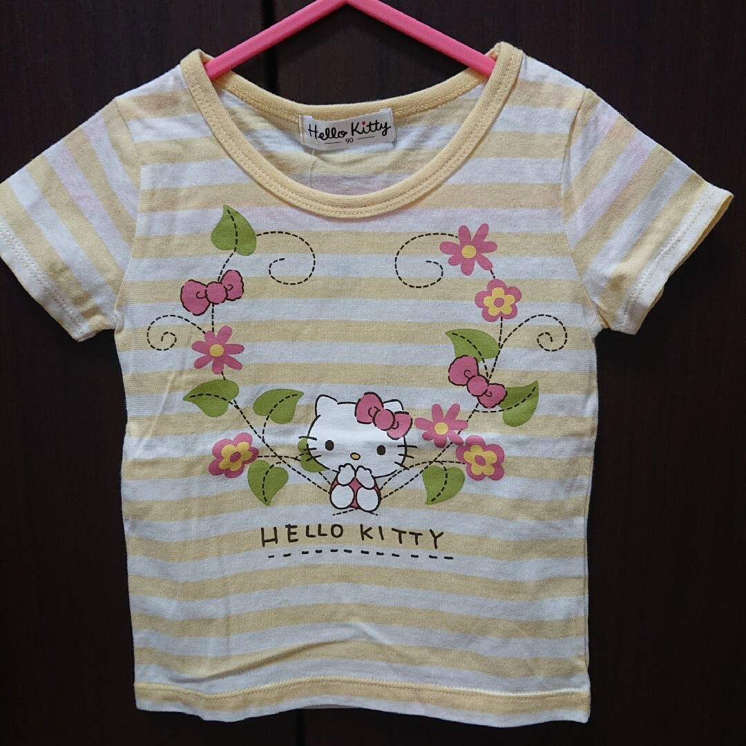 サンリオ(サンリオ)のTシャツ(90) キッズ/ベビー/マタニティのキッズ服女の子用(90cm~)(Tシャツ/カットソー)の商品写真