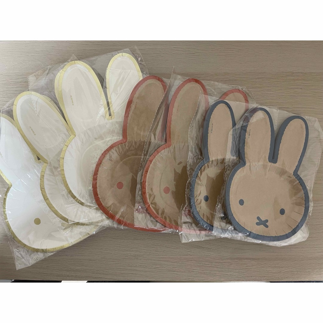 miffy(ミッフィー)のミッフィー  紙皿 インテリア/住まい/日用品のキッチン/食器(テーブル用品)の商品写真