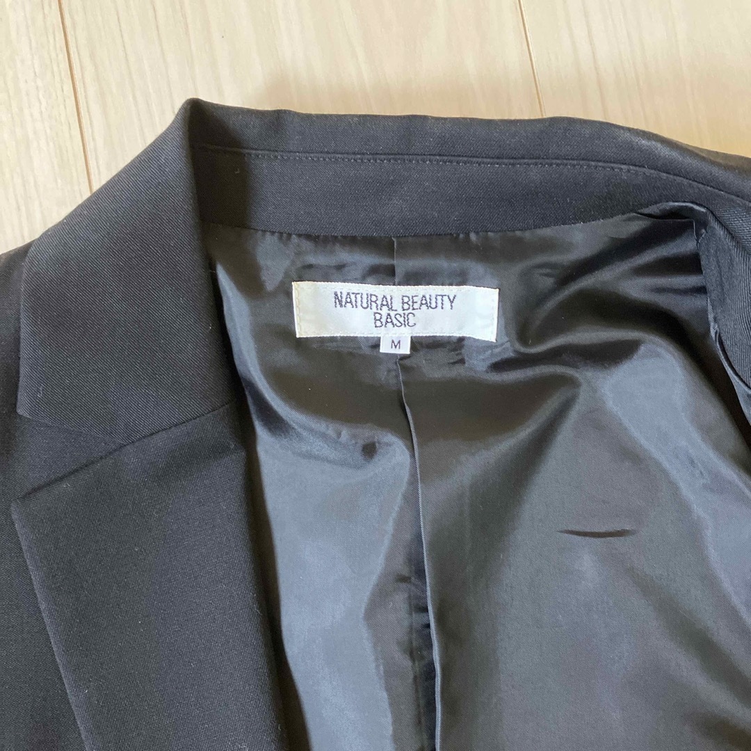 NATURAL BEAUTY BASIC(ナチュラルビューティーベーシック)のNATURAL BEAUTY BASIC  パンツスーツ　黒 レディースのフォーマル/ドレス(スーツ)の商品写真