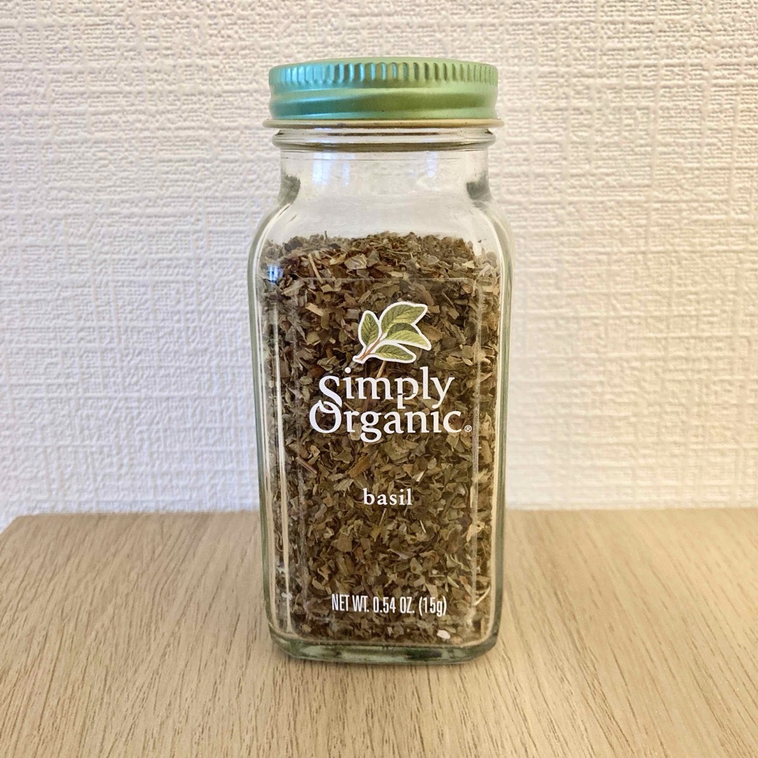 【Simply Organic】バジル 15g シンプリーオーガニックBasil 食品/飲料/酒の食品(調味料)の商品写真