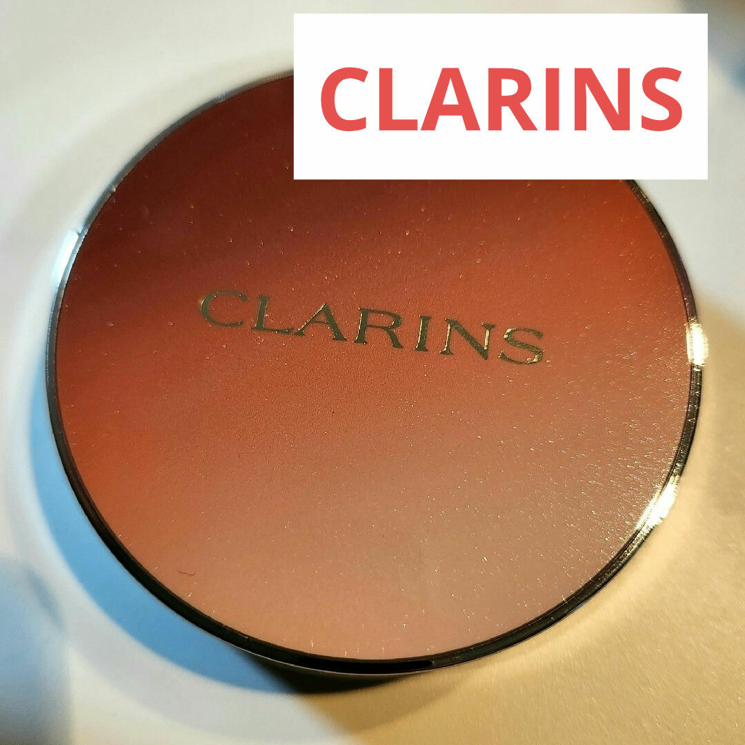 CLARINS(クラランス)のCLARINS オンブル 4 #03 フレイム⭐新品⭐メイクアップ⭐アイシャドウ コスメ/美容のベースメイク/化粧品(アイシャドウ)の商品写真