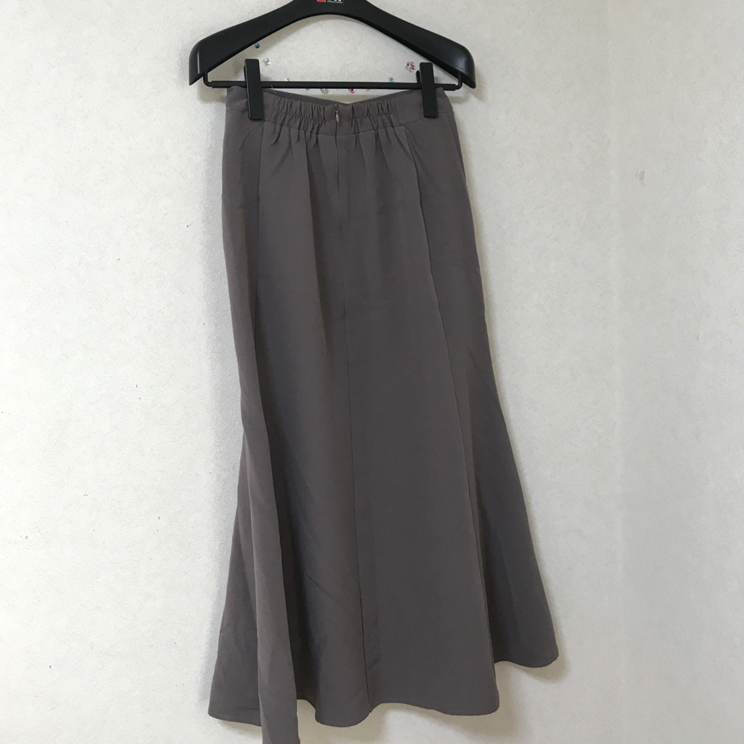 GRL(グレイル)のGRL グレイル　レディース　ロングフレア　M サイズ レディースのスカート(ロングスカート)の商品写真