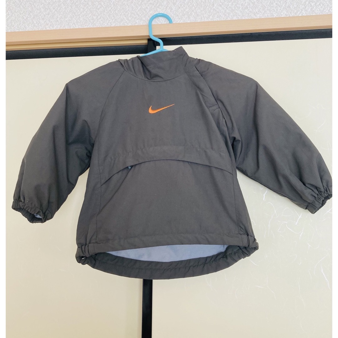 NIKE(ナイキ)のナイキ　アウター　ジャンパー　スウェット キッズ/ベビー/マタニティのキッズ服男の子用(90cm~)(ジャケット/上着)の商品写真