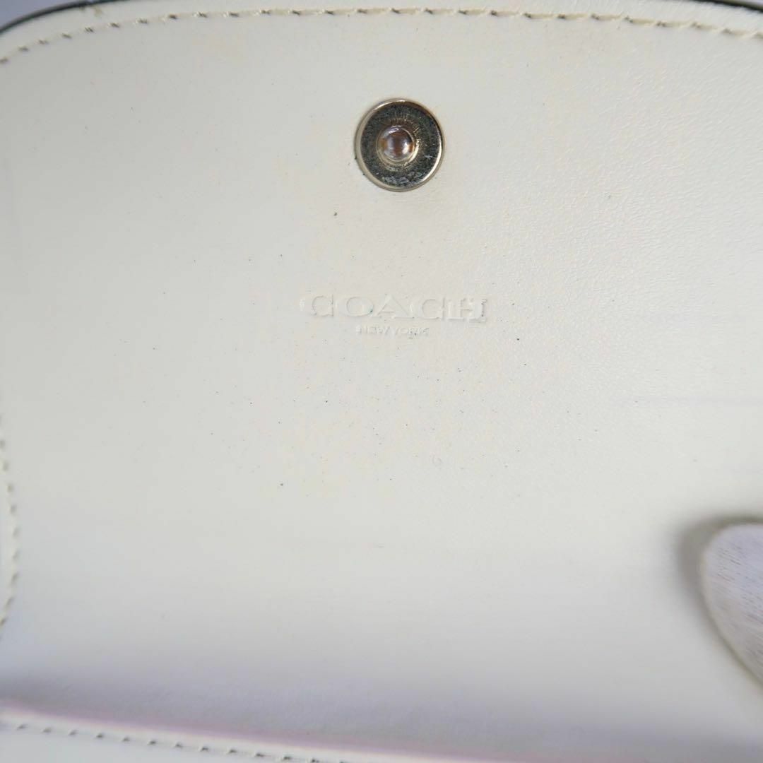 COACH(コーチ)のs710 コーチ 折り財布 シグネチャー ホワイトレザーPVC レディースのファッション小物(財布)の商品写真