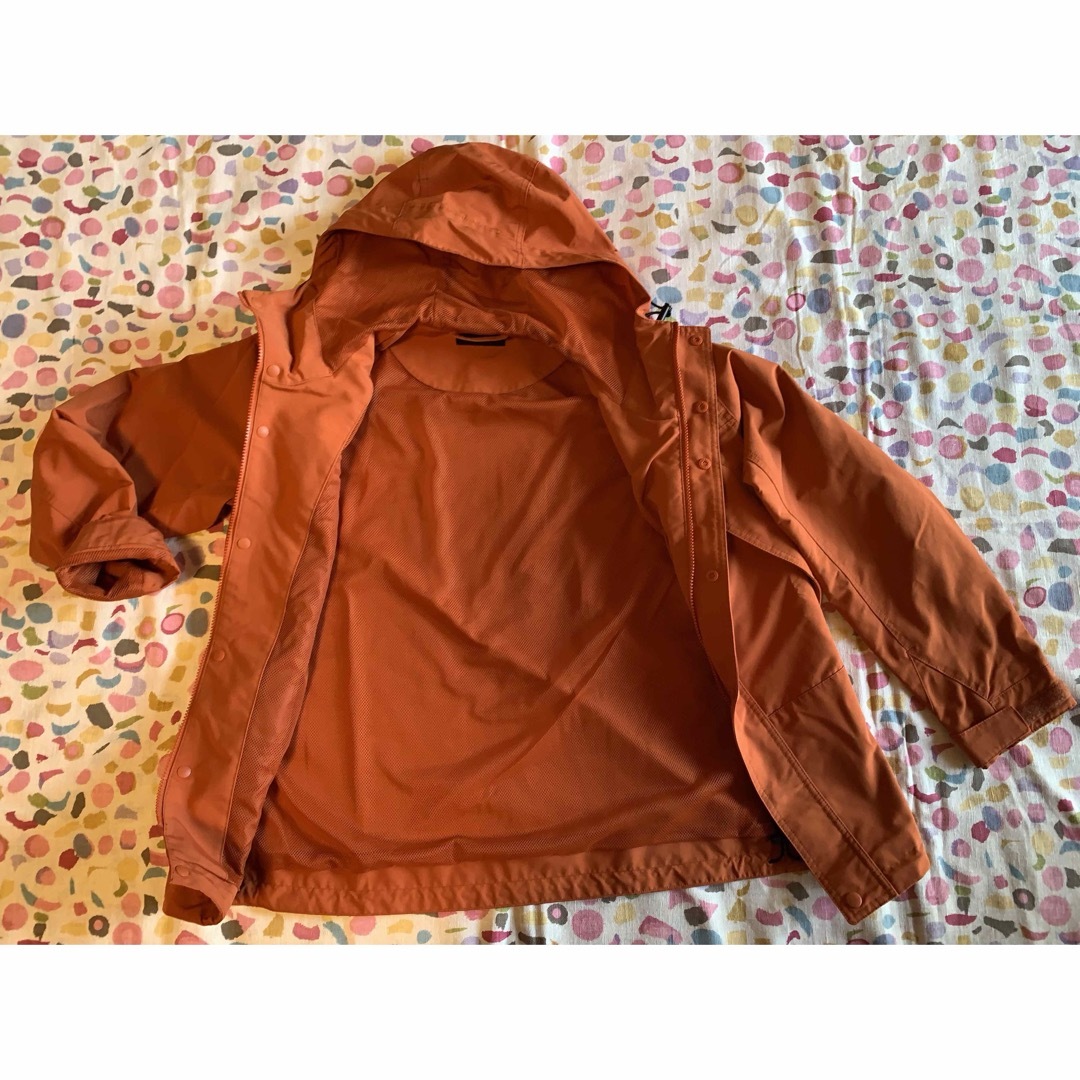 UNIQLO(ユニクロ)のユニクロ　マウンテンパーカー　オレンジ　メンズ　S メンズのジャケット/アウター(マウンテンパーカー)の商品写真