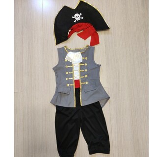 トイザラス(トイザらス)の海賊衣装　100〜110cm　トイザらス(その他)