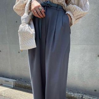 クラネ(CLANE)のCLANE BASIC TUCK PANTS BULE(その他)