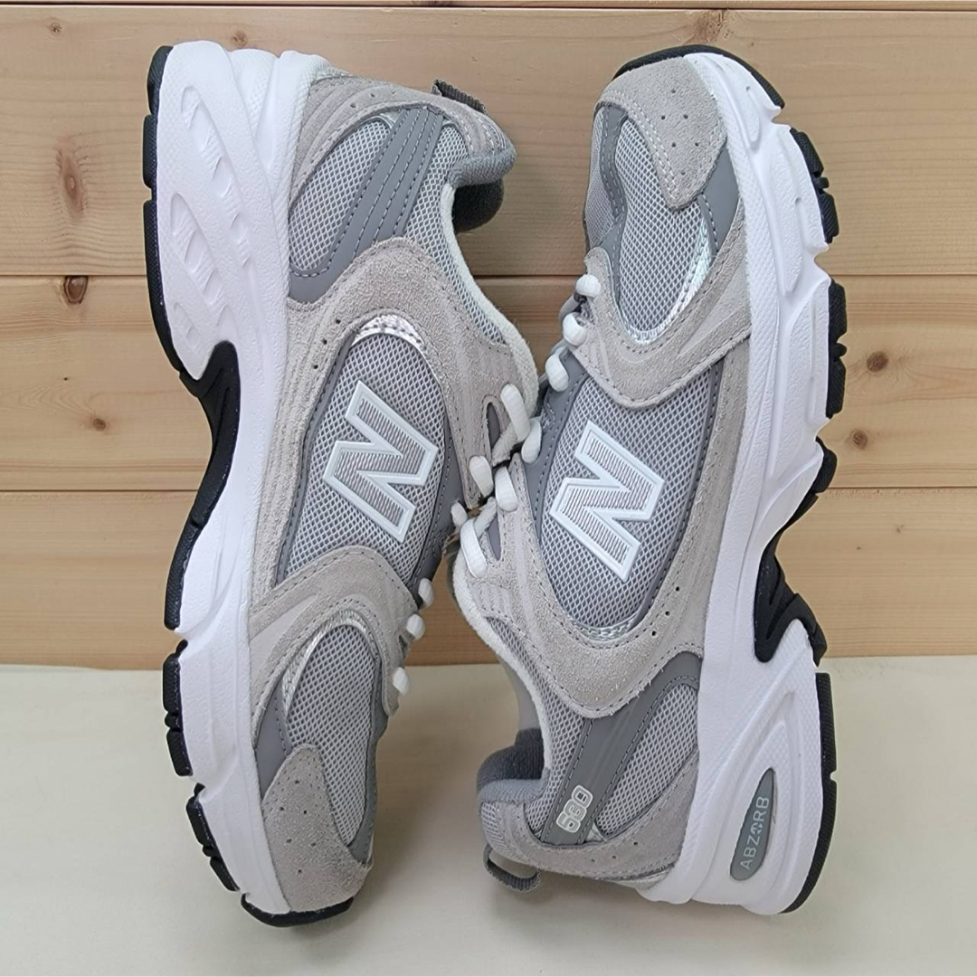 New Balance(ニューバランス)のニューバランス MR530CK グレー 24.5cm レディースの靴/シューズ(スニーカー)の商品写真