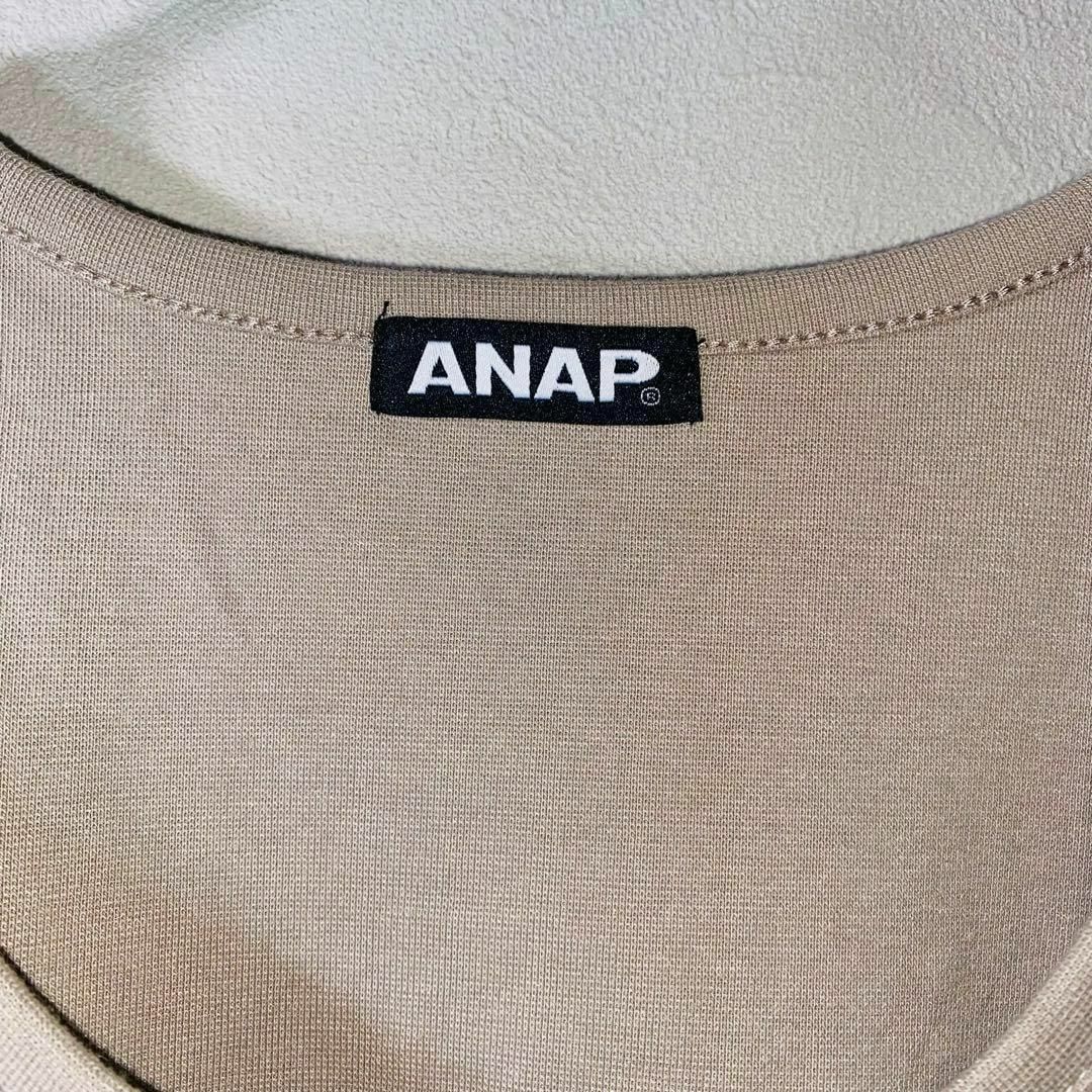 ANAP(アナップ)のANAP アナップ　Tシャツ　半袖　小さめ　無地　シンプル　シンプルコーデ　綿 レディースのトップス(Tシャツ(半袖/袖なし))の商品写真