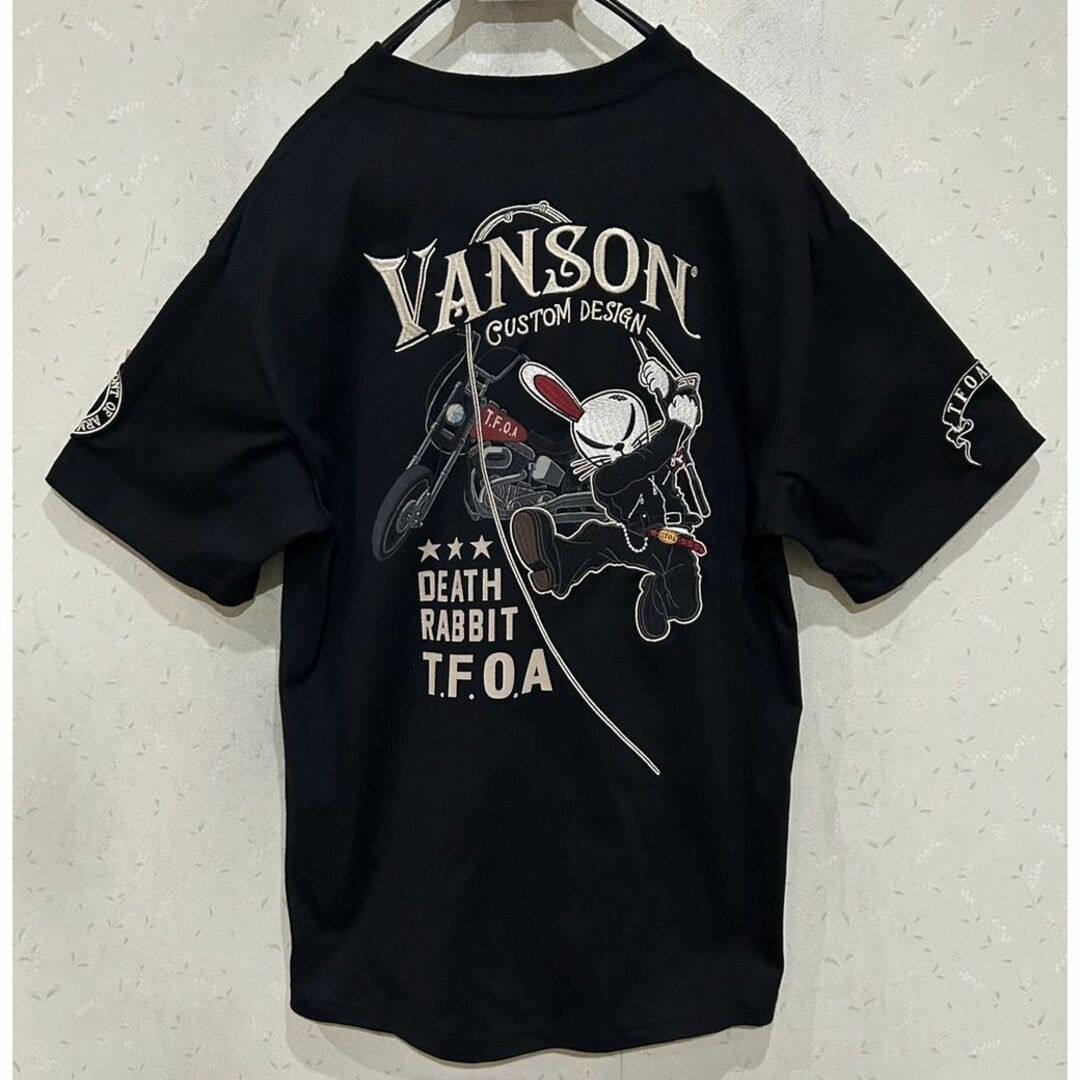 VANSON(バンソン)の＊VANSON×T.F.O.A デスラビット 刺繍 Vネック 半袖Tシャツ L メンズのトップス(Tシャツ/カットソー(半袖/袖なし))の商品写真