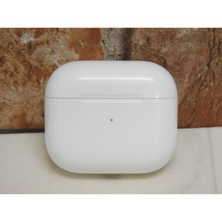 中古 Apple AirPods 第3世代 ケース A2566 ケースのみ(ヘッドフォン/イヤフォン)