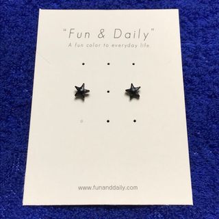 ファンアンドデイリー(FUN & DAILY)のFun & Daily★ブラックスターピアス(ピアス)