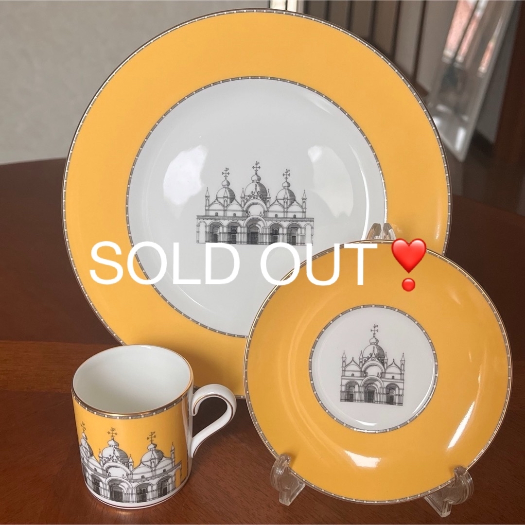 WEDGWOOD(ウェッジウッド)の【レア美品】ウェッジウッド★グランドツアーコレクション★トリオ②サンマルコ寺院 インテリア/住まい/日用品のキッチン/食器(食器)の商品写真