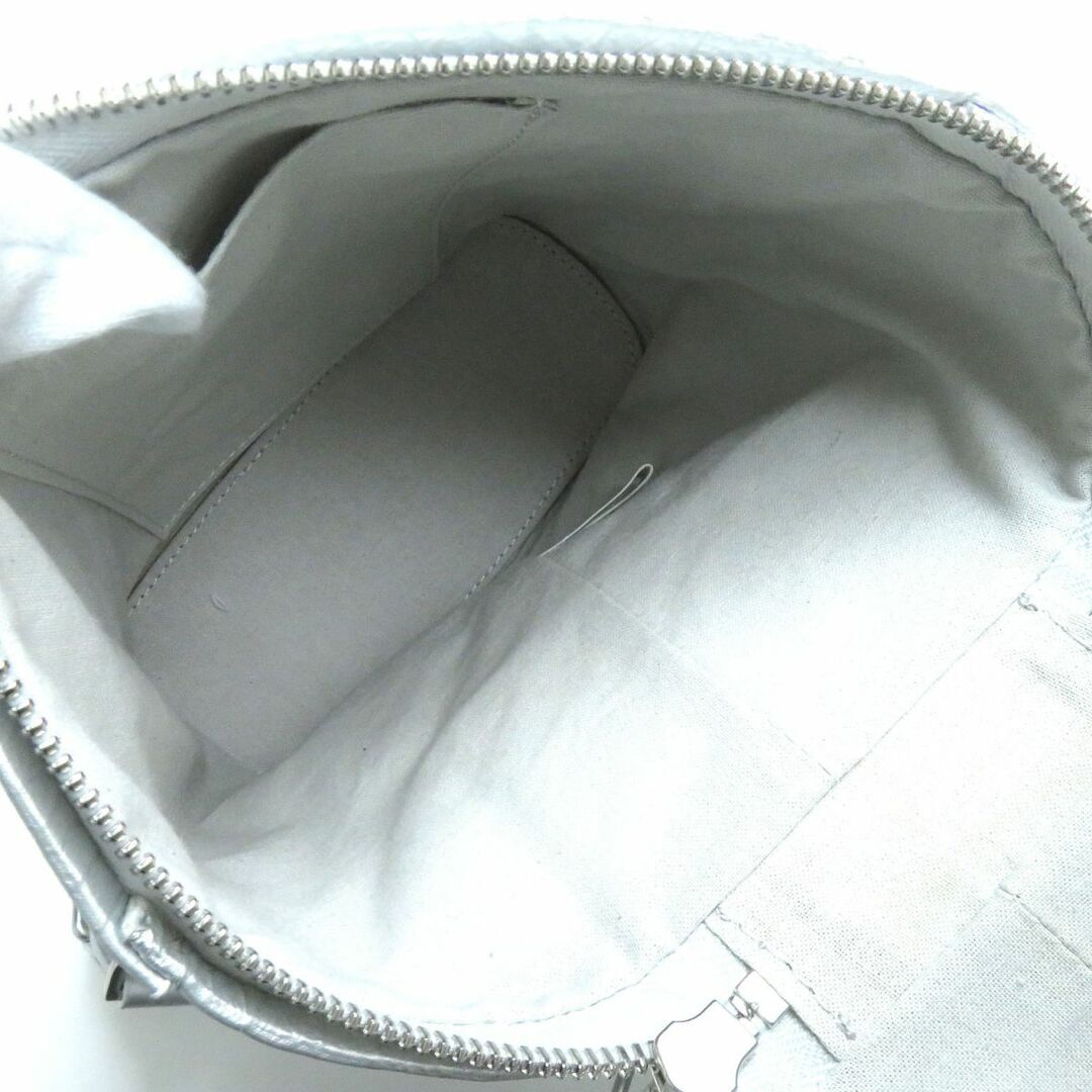 Maison Martin Margiela(マルタンマルジェラ)の【ドンドン見直し】未使用品△MAISON MARGIELA メゾンマルジェラ11 S55WA0131 ミニバックパック／ミニリュックサック メタリックシルバー レディースのバッグ(リュック/バックパック)の商品写真