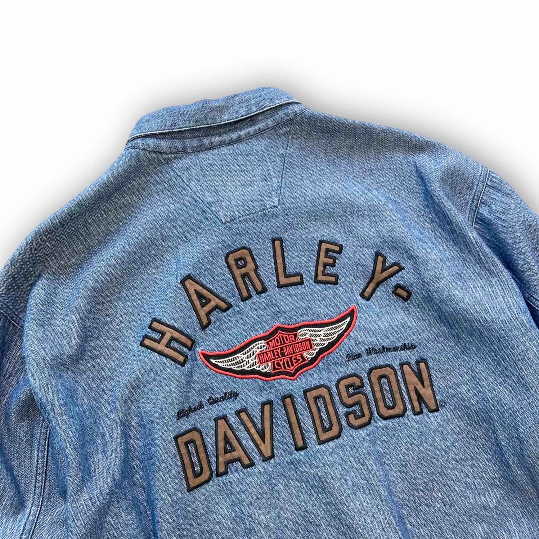 Harley Davidson(ハーレーダビッドソン)の【HARLEY DAVIDSON】ヘリンボーン デニムシャツ 刺繍 ワッペン メンズのトップス(シャツ)の商品写真