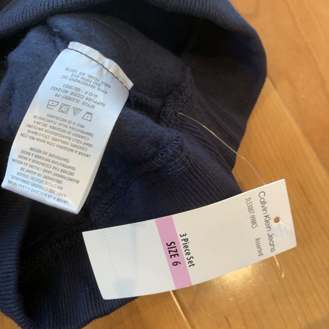 Calvin Klein(カルバンクライン)のカルバンクライン　CK スウェット　パンツ　ズボン　6 120 キッズ/ベビー/マタニティのキッズ服男の子用(90cm~)(パンツ/スパッツ)の商品写真