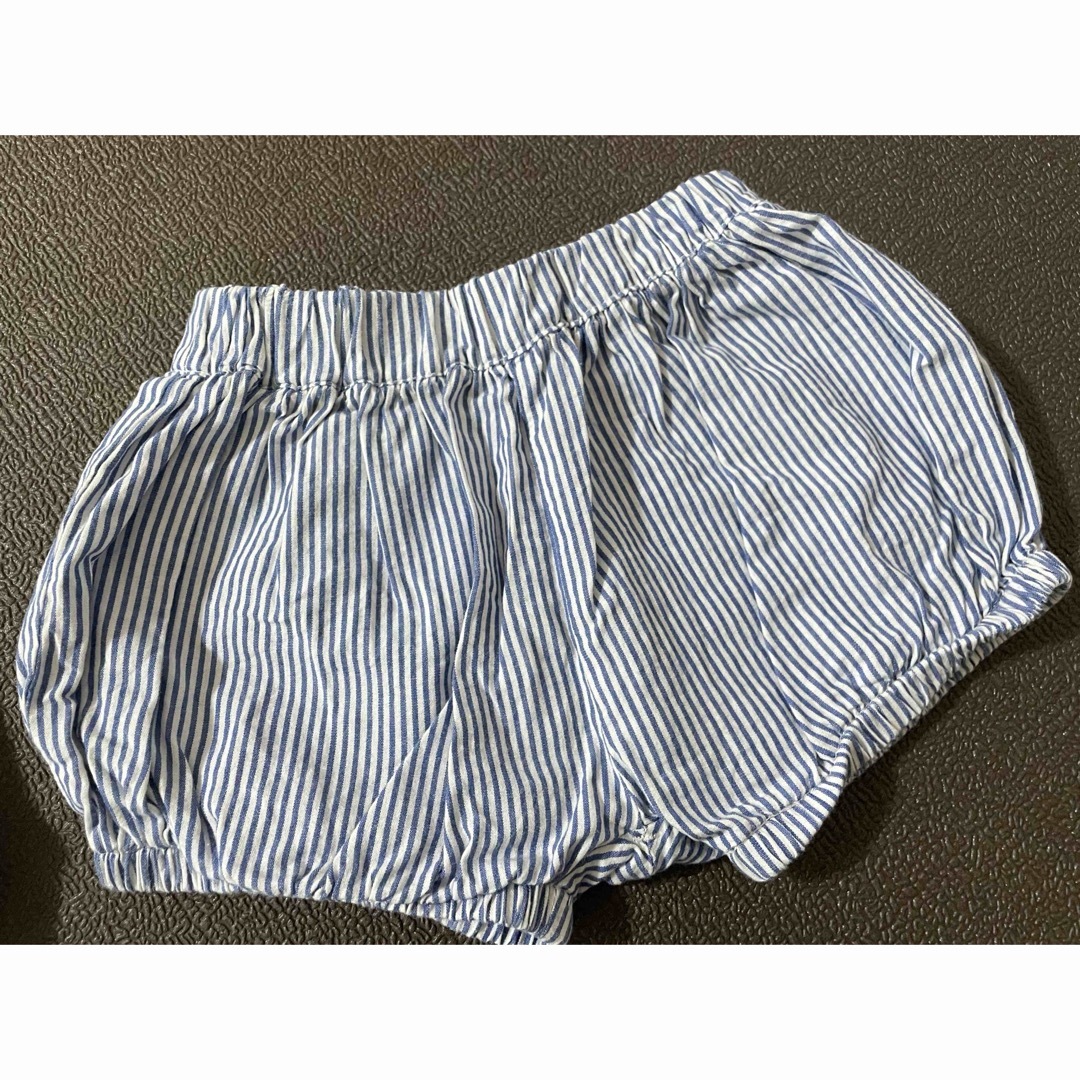 babyGAP(ベビーギャップ)の80サイズ セットアップ 2点セット キッズ/ベビー/マタニティのベビー服(~85cm)(タンクトップ/キャミソール)の商品写真