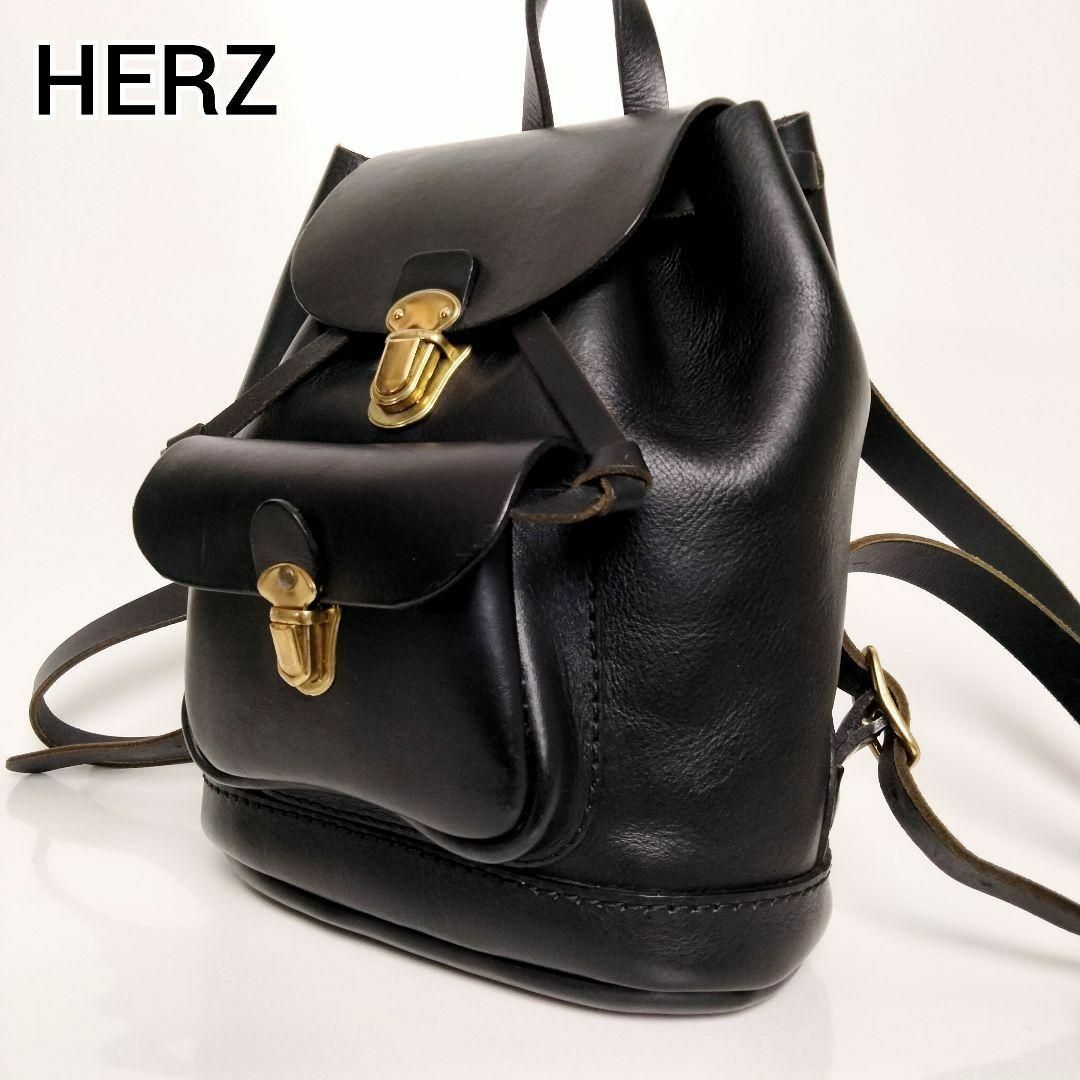 HERZ(ヘルツ)の良品 ヘルツ リュック バックパック ミニ ゴールド金具 オールレザー ブラック レディースのバッグ(リュック/バックパック)の商品写真