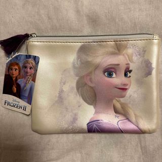 アナと雪の女王 - ディズニーストア　アナと雪の女王２　フラットポーチ　新品未使用タグ付き