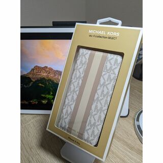 マイケルコース(Michael Kors)のマイケルコースiPhone11用ケース MKフォリオケース ウィズカード収納可能(iPhoneケース)