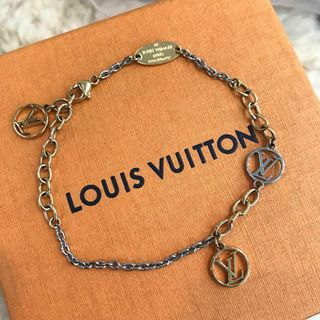 ルイヴィトン(LOUIS VUITTON)の☆美品☆ルイ・ヴィトン　ブラスレ・ロゴマニア　ブレスレット　ロゴ　アクセサリー(ブレスレット/バングル)