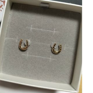 ジュエリーツツミ　ビアス　馬蹄(ピアス)