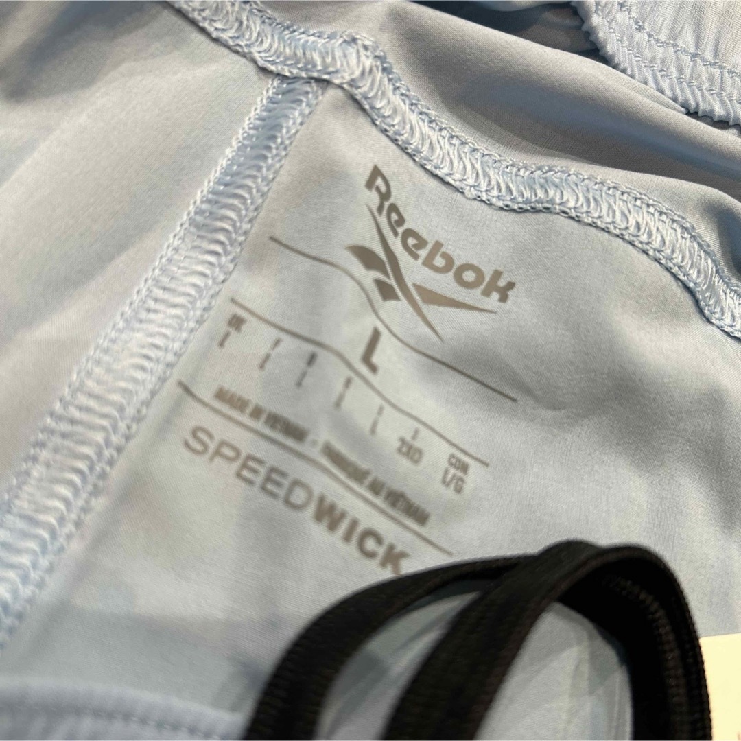 Reebok(リーボック)の早い者勝ち！海外限定　cross fit shorts リーボック　Lサイズ スポーツ/アウトドアのトレーニング/エクササイズ(トレーニング用品)の商品写真