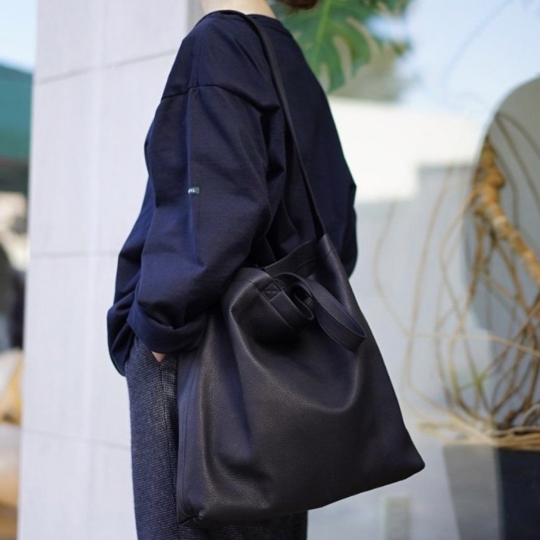 aeta DF shoulder tote ショルダー　トートバッグ メンズのバッグ(ショルダーバッグ)の商品写真