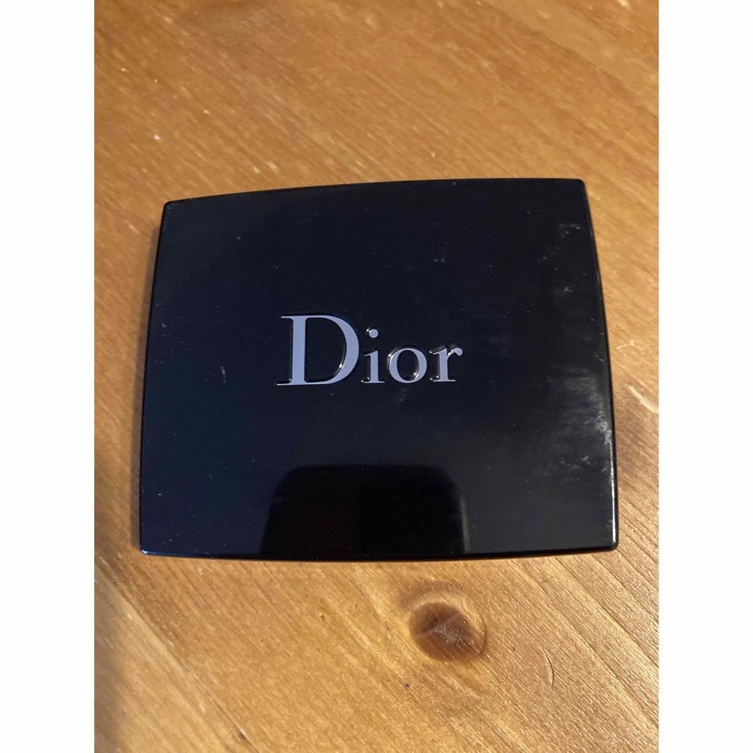 Dior(ディオール)のCHRISTIAN DIOR サンククルールクチュール #439 コスメ/美容のベースメイク/化粧品(アイシャドウ)の商品写真