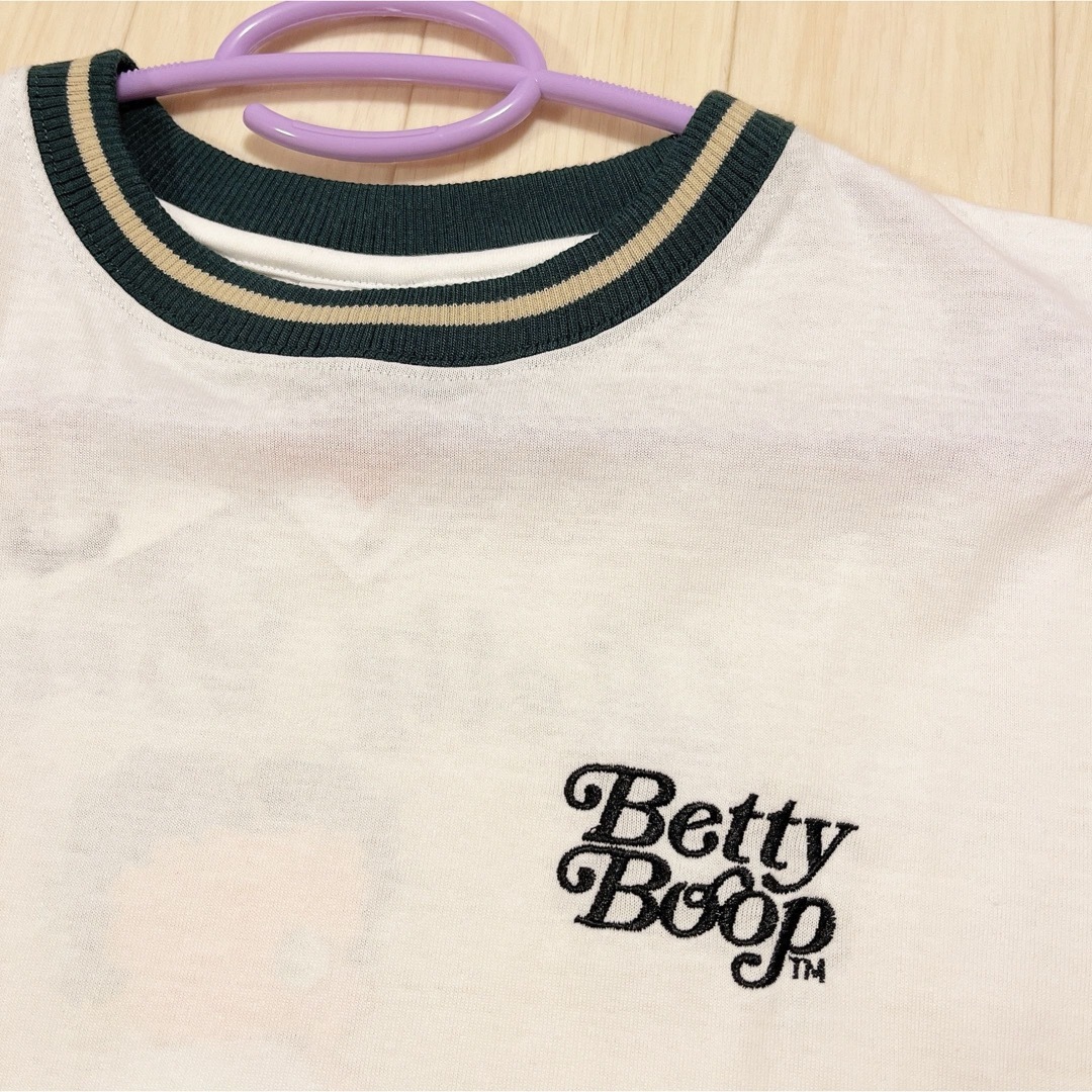 Betty Boop(ベティブープ)の新品未使用　【LL】　Betty Boop Tシャツ レディースのトップス(Tシャツ(半袖/袖なし))の商品写真