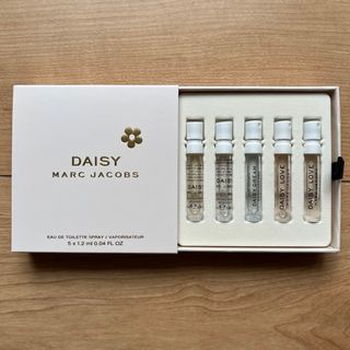 MARC JACOBS - 【新品未使用】マークジェイコブス DAISY 香水 スプレー 5種セット