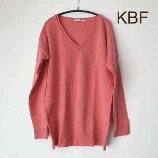 ケービーエフ(KBF)のKBF Vネックセーター　ニット　ピンク　薄手(ニット/セーター)