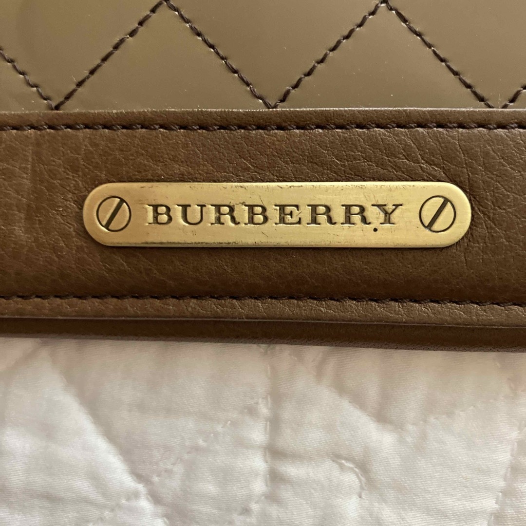 BURBERRY(バーバリー)のバーバリー　カードケース　パスケース　美品 レディースのファッション小物(名刺入れ/定期入れ)の商品写真