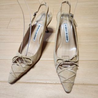 マノロブラニク(MANOLO BLAHNIK)のMANOLO BLANHIK　マノロブラニク　リボン　スエード　パンプス(ハイヒール/パンプス)