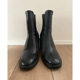 ザラ(ZARA)のワイドヒールハイトップ(ブーツ)