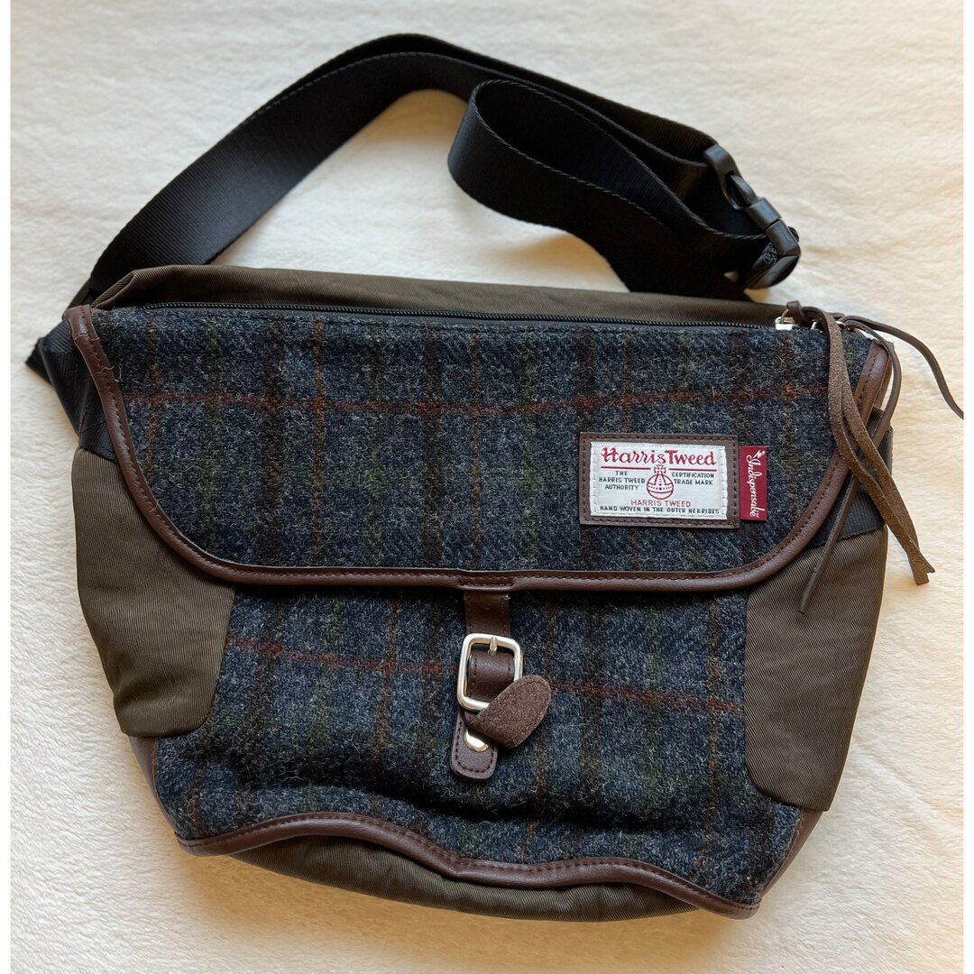 Harris Tweed(ハリスツイード)のHarris Tweed ショルダーバック メンズのバッグ(ショルダーバッグ)の商品写真