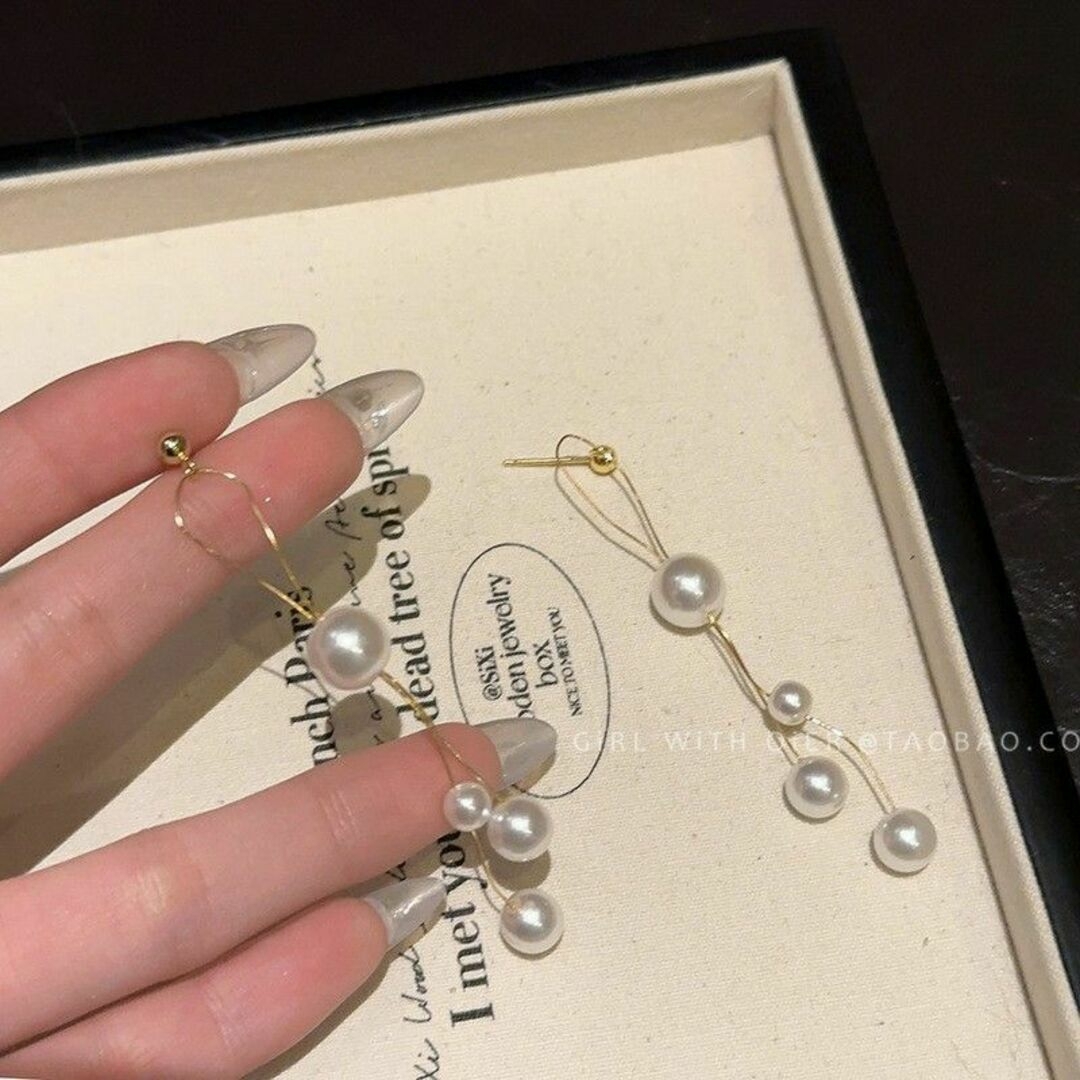 gold　Perl　ゴールドパール　レイヤーピアス　パーティー　結婚式 レディースのアクセサリー(ピアス)の商品写真