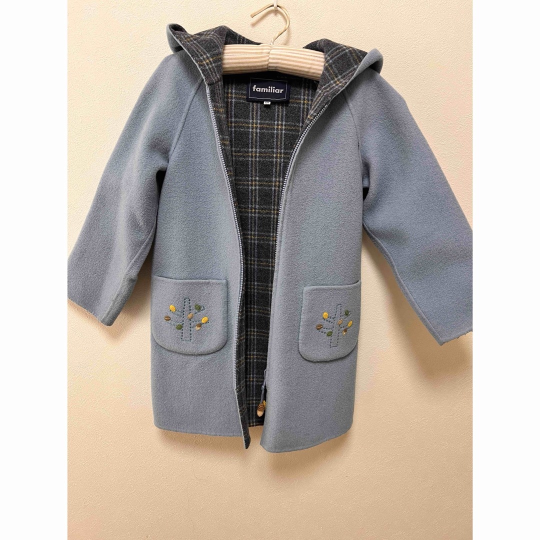 familiar(ファミリア)のfamiliar 120 コート キッズ/ベビー/マタニティのキッズ服女の子用(90cm~)(コート)の商品写真