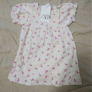 ザラキッズ(ZARA KIDS)の未使用✦【ZARAキッズ】コットン花柄ワンピース(ワンピース)