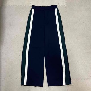 ザラ(ZARA)のZARA スリットラインパンツ(カジュアルパンツ)