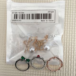 新品未使用　指輪　ピアスセット(リング(指輪))