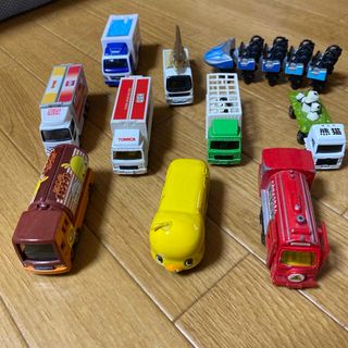 タカラトミー(Takara Tomy)のトミカまとめ売り(ミニカー)