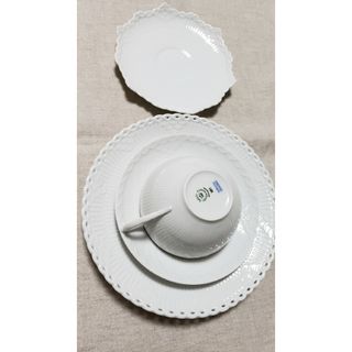 ロイヤルコペンハーゲン(ROYAL COPENHAGEN)の【ご専用です】ロイヤルコペンハーゲン ホワイトフルーテッド＆おまけ(食器)