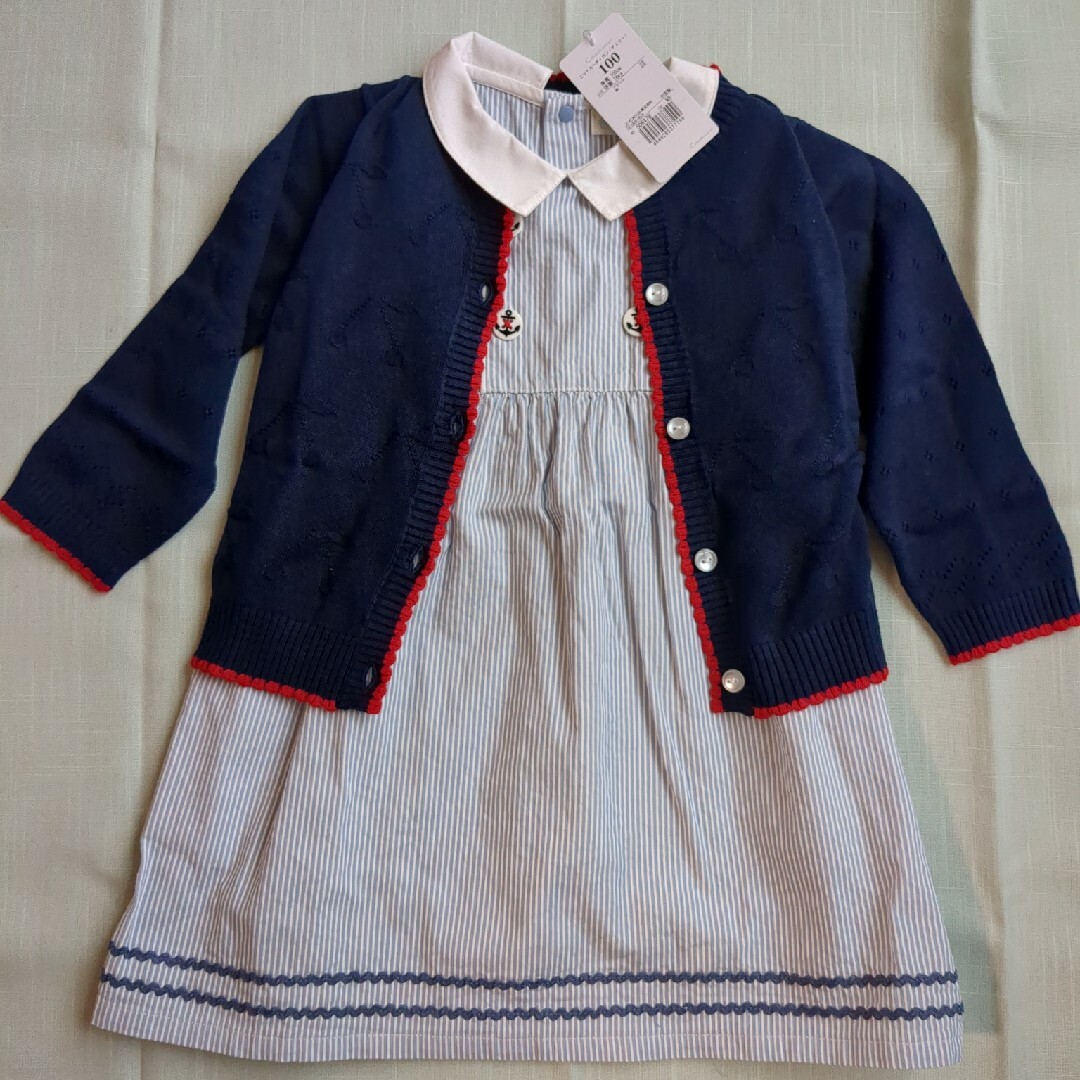 Combi mini(コンビミニ)のコンビミニ　ニットカーディガン　チェリー キッズ/ベビー/マタニティのキッズ服女の子用(90cm~)(カーディガン)の商品写真