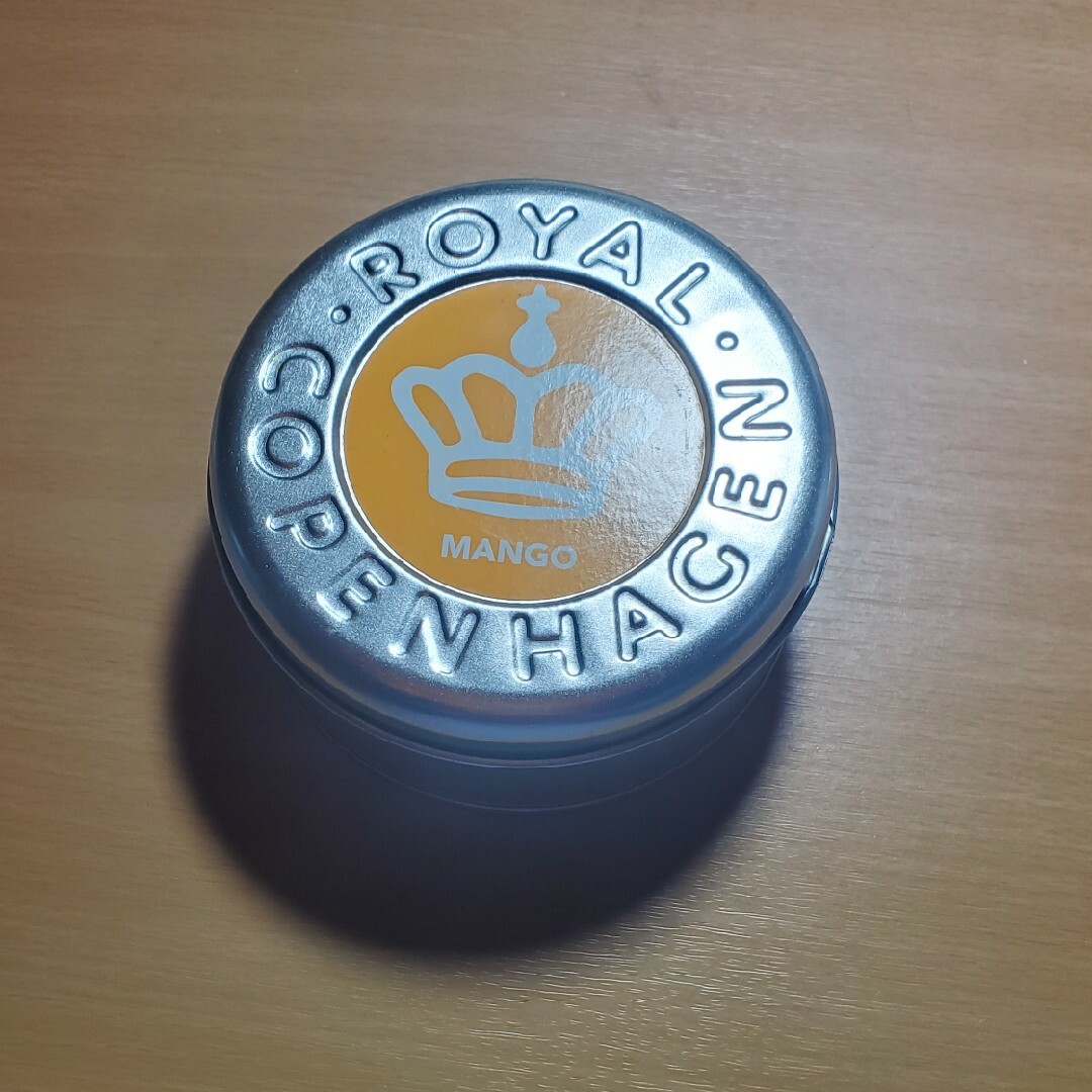 ROYAL COPENHAGEN(ロイヤルコペンハーゲン)のロイヤルコペンハーゲン　紅茶の空き缶 エンタメ/ホビーのコレクション(その他)の商品写真