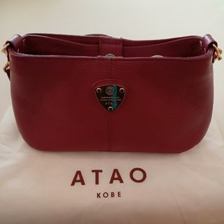 アタオ(ATAO)の値下げ！アタオ　ATAO  チヴィ　美品(ショルダーバッグ)