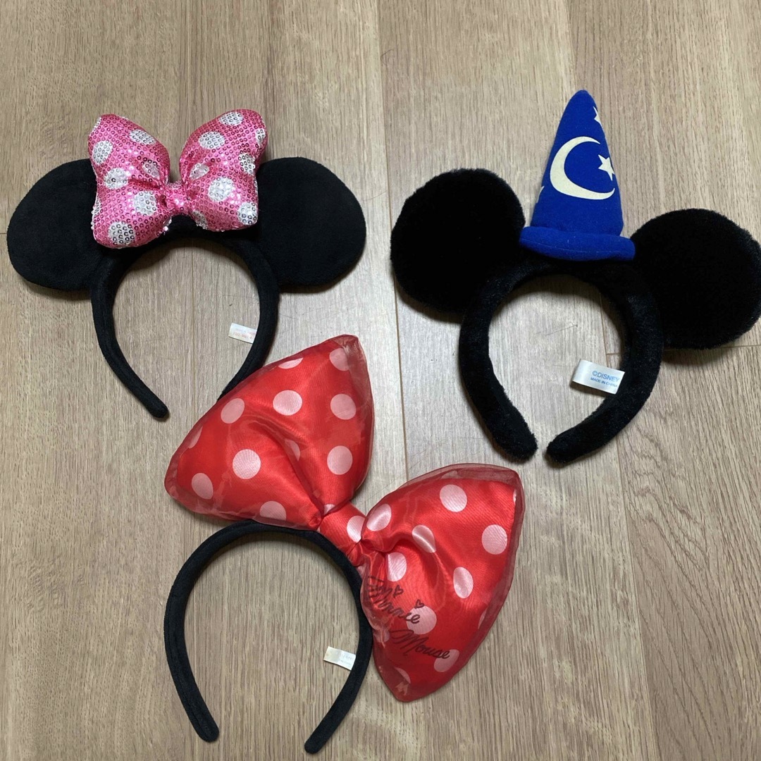 Disney(ディズニー)のディズニーカチューシャ　セット エンタメ/ホビーのおもちゃ/ぬいぐるみ(キャラクターグッズ)の商品写真