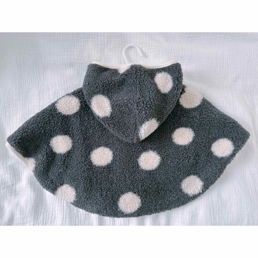 tete a tete(テータテート)の【新品】teteatete　babyポンチョ キッズ/ベビー/マタニティのベビー服(~85cm)(ジャケット/コート)の商品写真