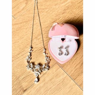 ネックレス ピアス セット【美品】(ネックレス)